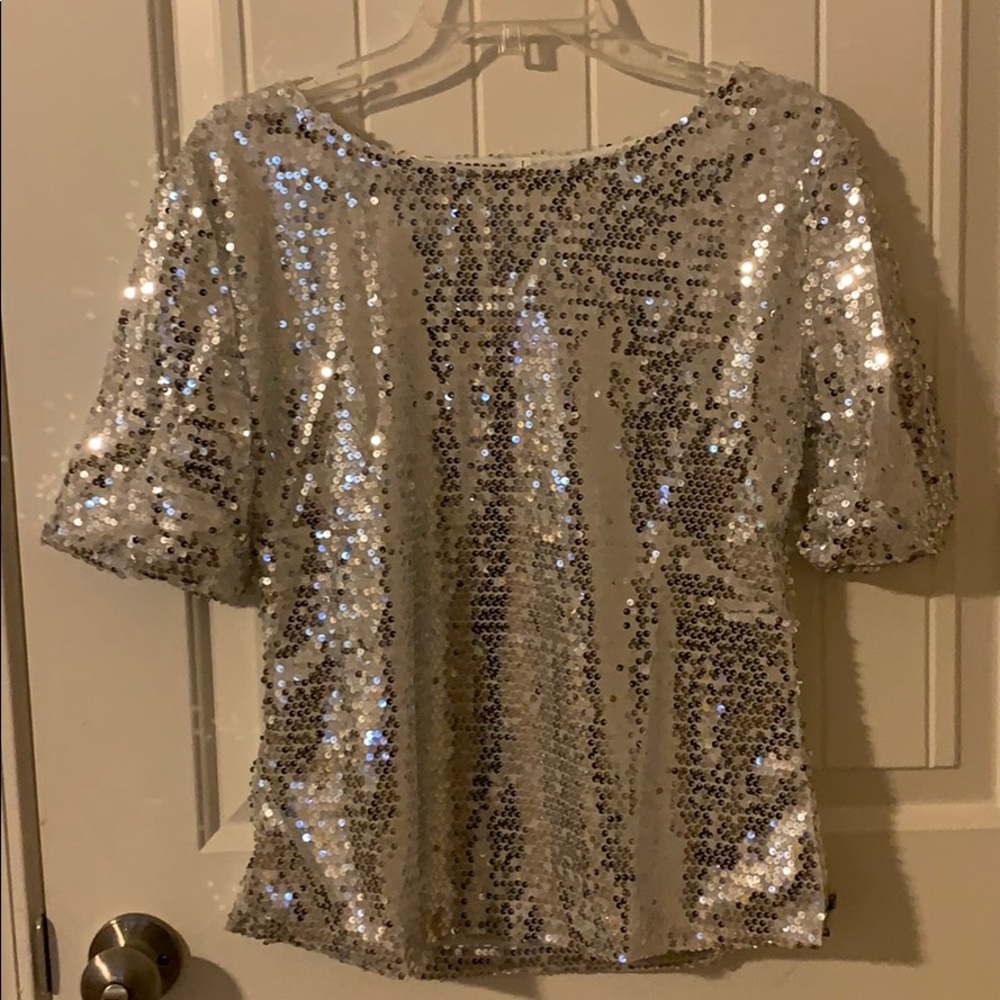 Silver short sleeved top
